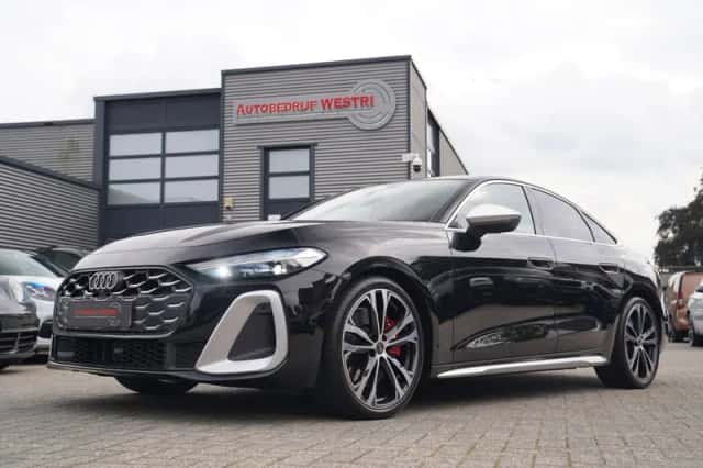 Audi A5 (2024) thumbnail 1