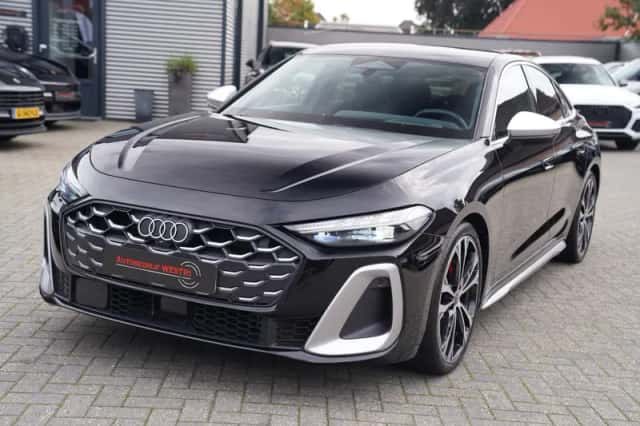 Audi A5 (2024) thumbnail 2