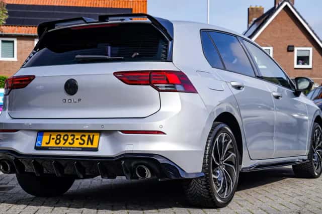 Volkswagen Golf (2020) thumbnail 2