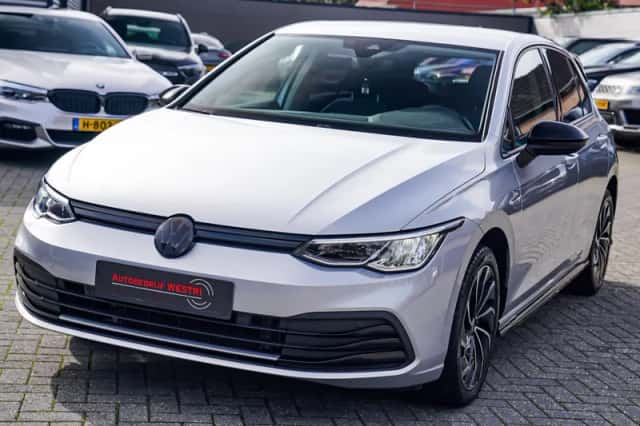 Volkswagen Golf (2020) thumbnail 6