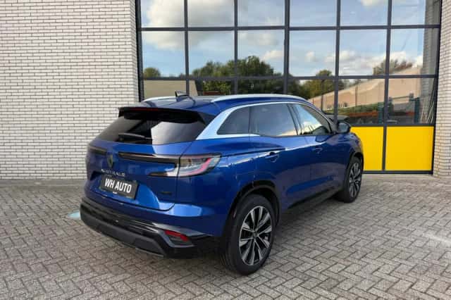 Renault Austral (2023) thumbnail 3