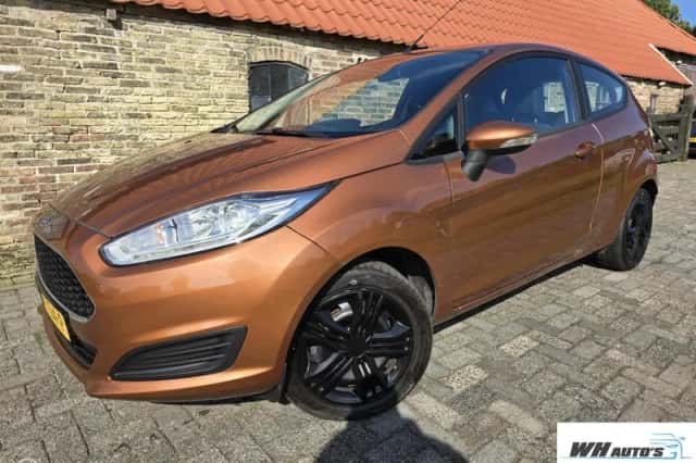 Ford Fiesta (2016) thumbnail 1