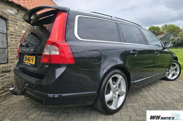 Volvo V70 (2007) thumbnail 2