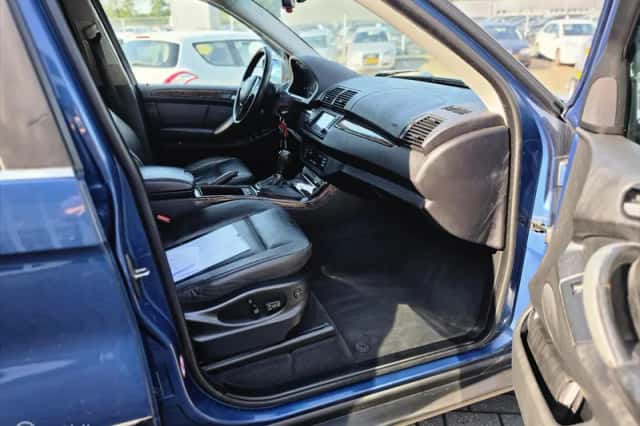 BMW X5 (2001) thumbnail 5