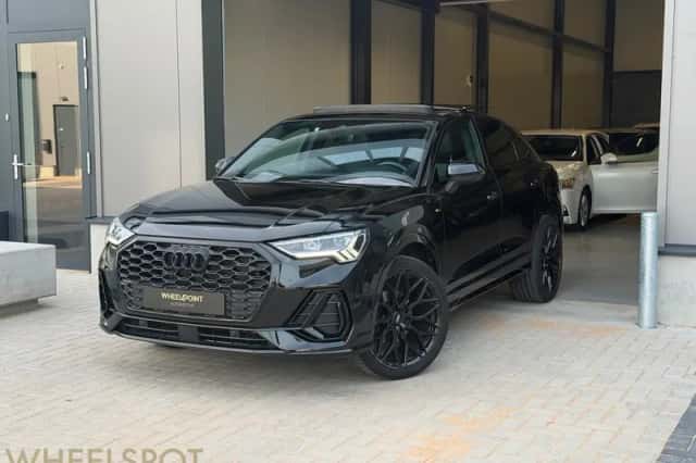 Audi Q3 Sportback (2023) thumbnail 1