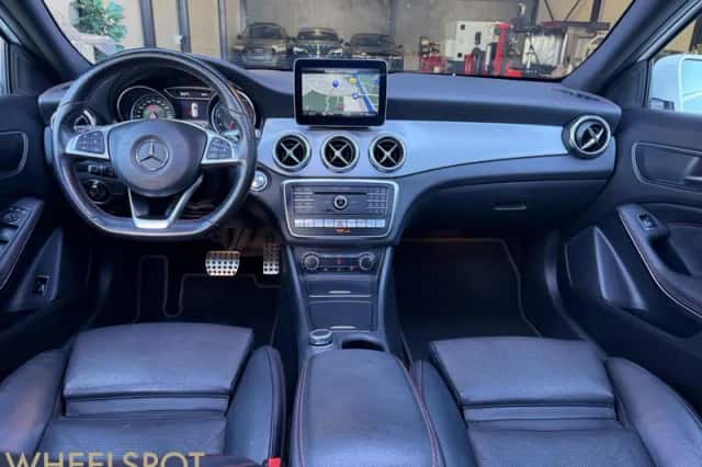 Mercedes-Benz GLA-Klasse (2018) thumbnail 3