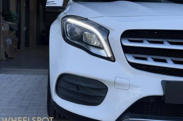 Mercedes-Benz GLA-Klasse (2018) thumbnail 6