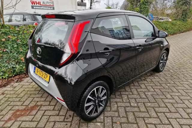 Toyota Aygo (2022) thumbnail 5