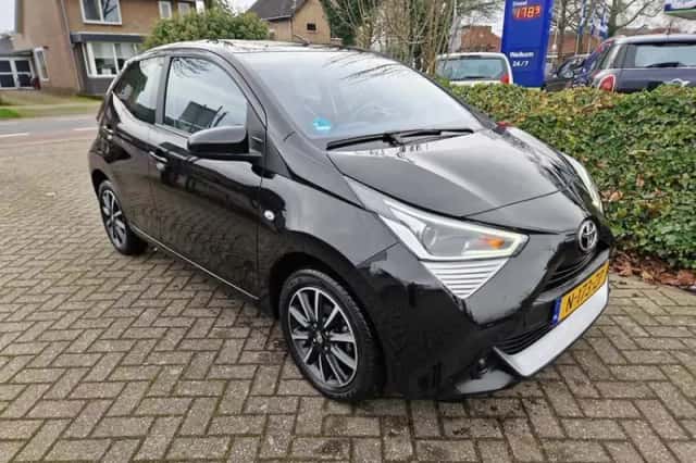 Toyota Aygo (2022) thumbnail 6