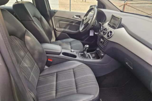 Mercedes-Benz B-Klasse (2013) thumbnail 6