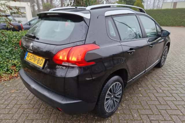 Peugeot 2008 (2013) thumbnail 4