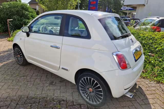 Fiat 500 (2008) thumbnail 2