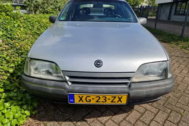 Opel Omega (1989) thumbnail 6