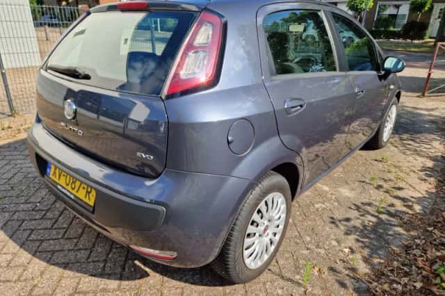 Fiat Punto Evo (2010) thumbnail 3
