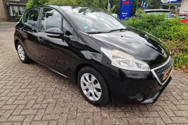 Peugeot 208 (2013) thumbnail 4