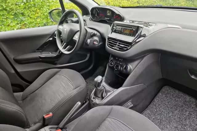 Peugeot 208 (2013) thumbnail 6