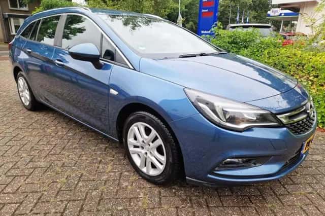 Opel Astra (2017) thumbnail 4