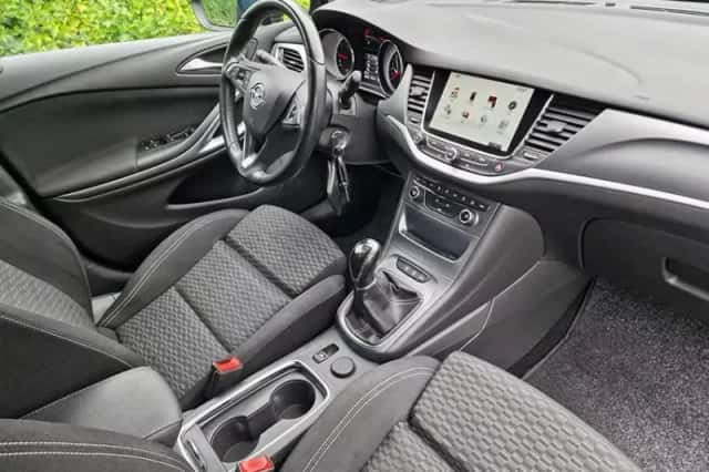 Opel Astra (2017) thumbnail 6
