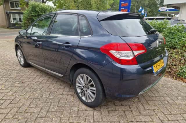 Citroën C4 (2013) thumbnail 3