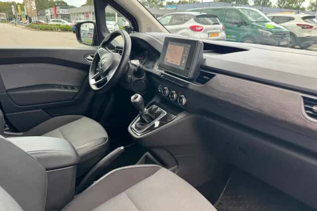 Renault Kangoo (2022) thumbnail 6