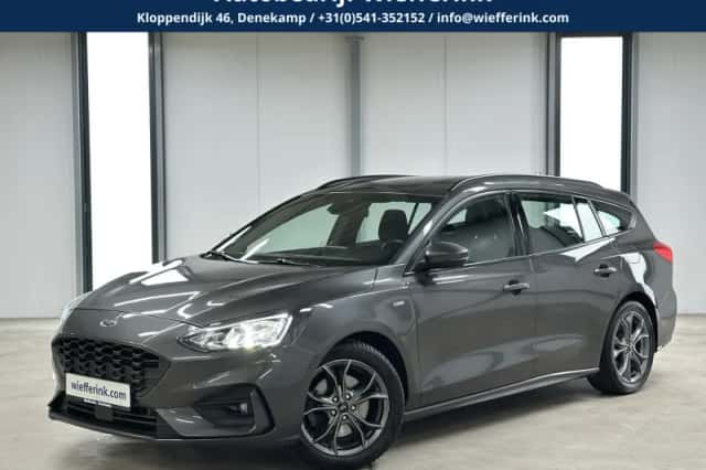 Ford Focus (2022) thumbnail 1
