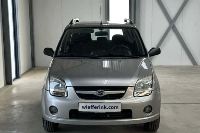 Suzuki Ignis (2003) thumbnail 3
