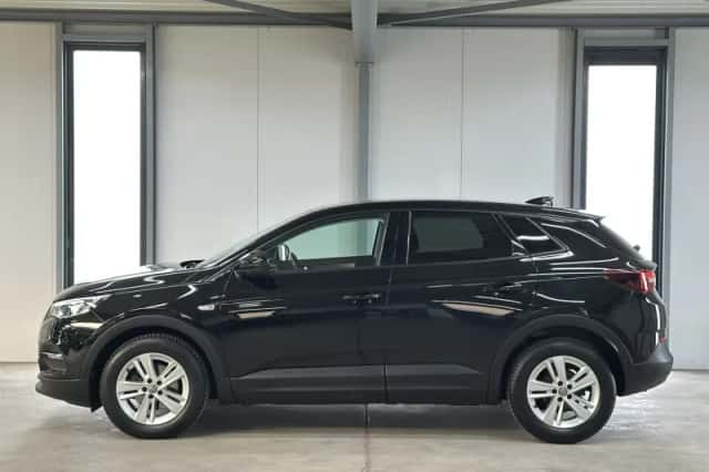 Opel Grandland (2019) thumbnail 4