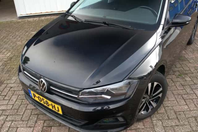Volkswagen Polo (2021) thumbnail 4