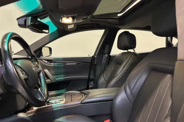 Maserati Quattroporte (2016) thumbnail 2