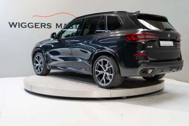 BMW X5 (2022) thumbnail 3