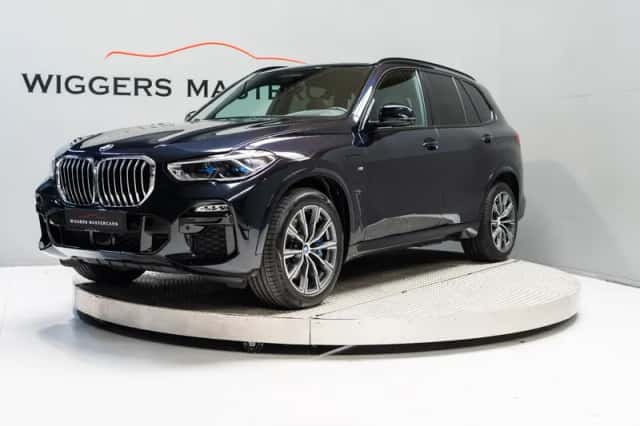 BMW X5 (2020) thumbnail 1