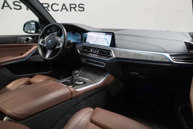 BMW X5 (2020) thumbnail 2