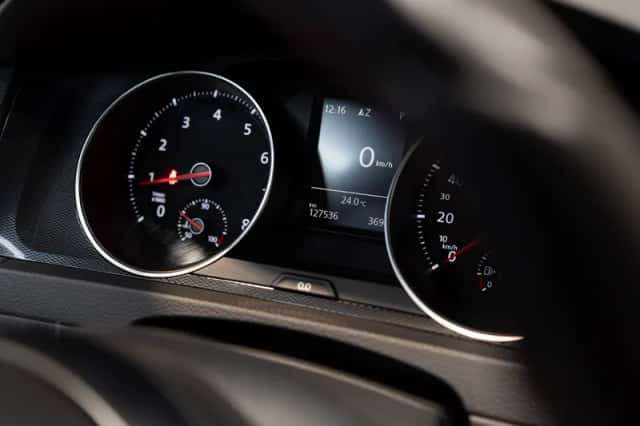 Volkswagen Golf (2015) thumbnail 6