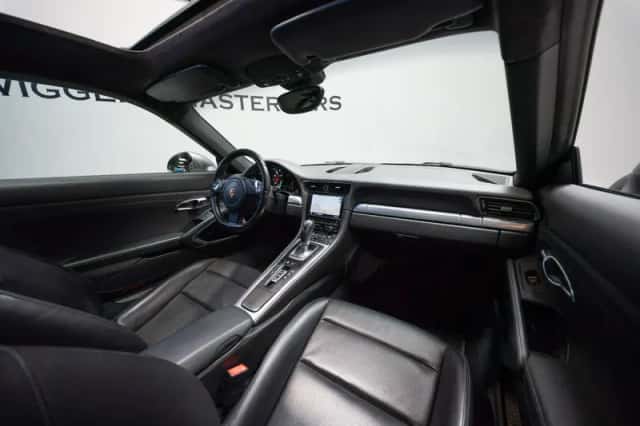 Porsche 911 (2012) thumbnail 2
