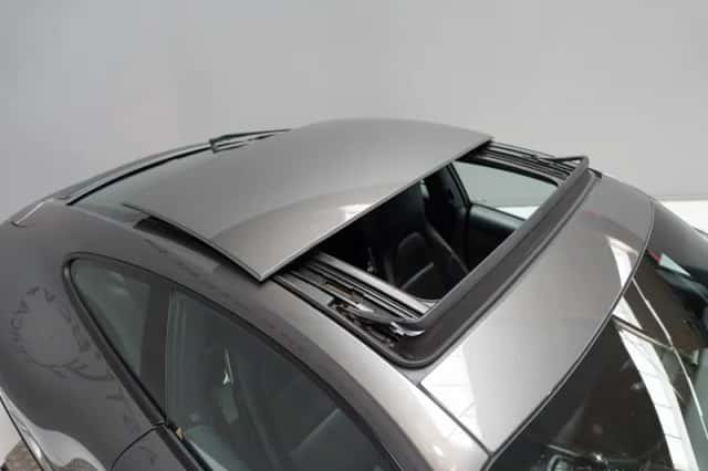 Porsche 911 (2012) thumbnail 6