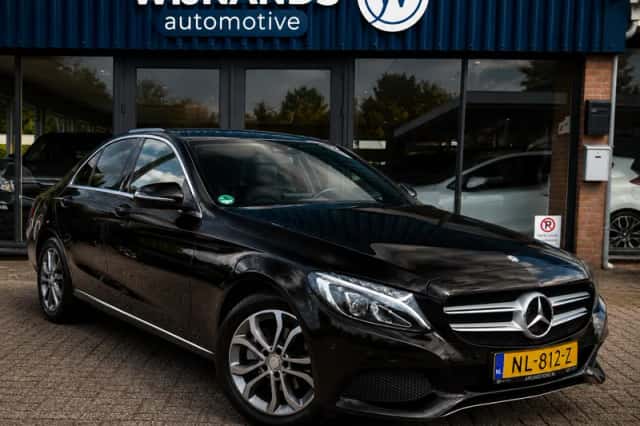 Mercedes-Benz C-Klasse (2016) thumbnail 1