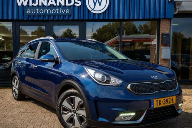 Kia Niro (2018) thumbnail 1