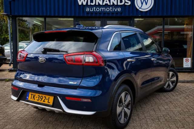 Kia Niro (2018) thumbnail 4