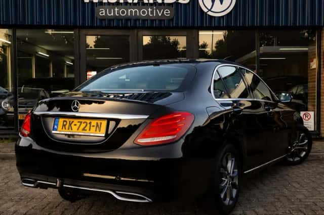 Mercedes-Benz C-Klasse (2017) thumbnail 4
