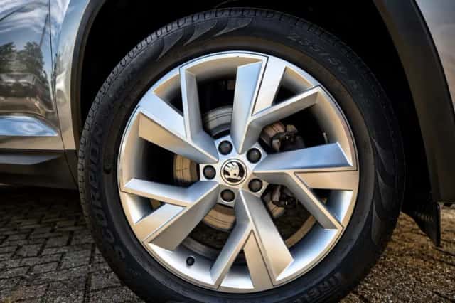 Škoda Kodiaq (2019) thumbnail 4