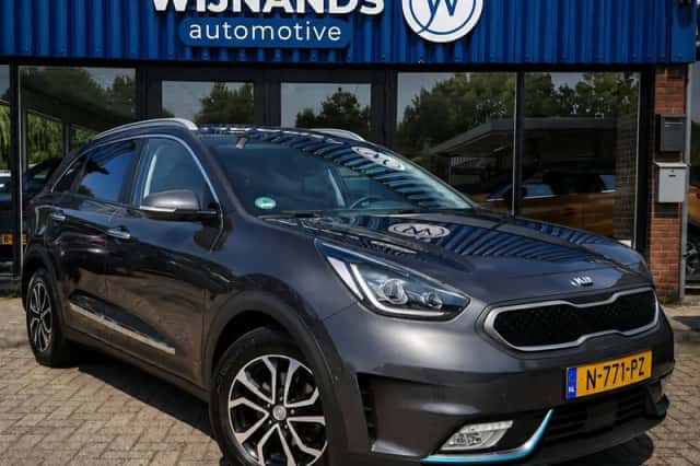 Kia Niro (2018) thumbnail 1