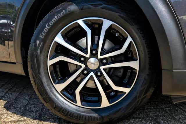 Kia Niro (2018) thumbnail 4
