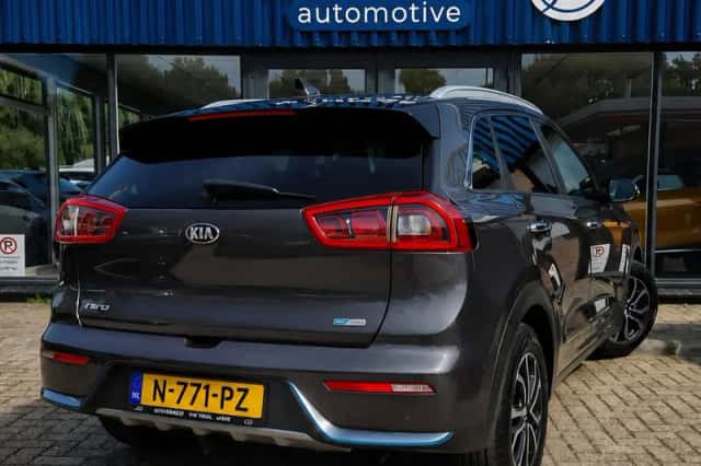 Kia Niro (2018) thumbnail 5