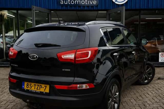 Kia Sportage (2012) thumbnail 4
