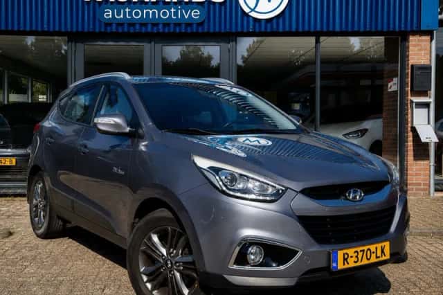 Hyundai ix35 (2015) thumbnail 1