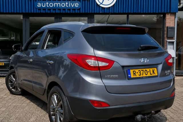 Hyundai ix35 (2015) thumbnail 4