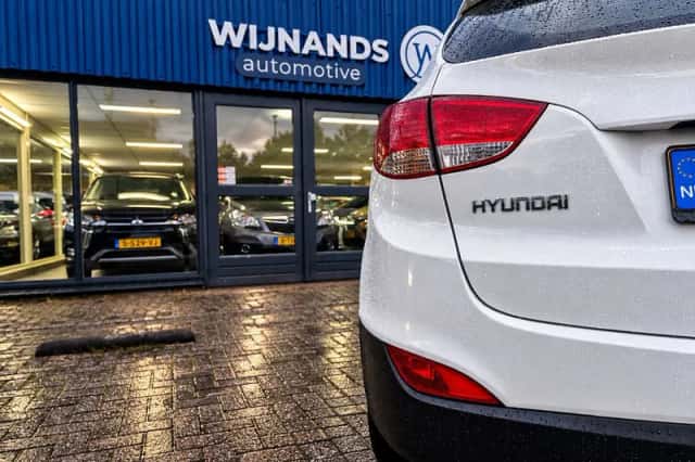 Hyundai ix35 (2015) thumbnail 4