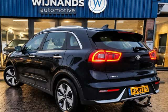 Kia Niro (2017) thumbnail 5