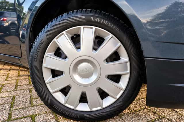 Mitsubishi Colt (2010) thumbnail 4
