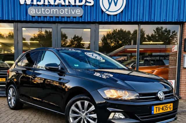 Volkswagen Polo (2018) thumbnail 1
